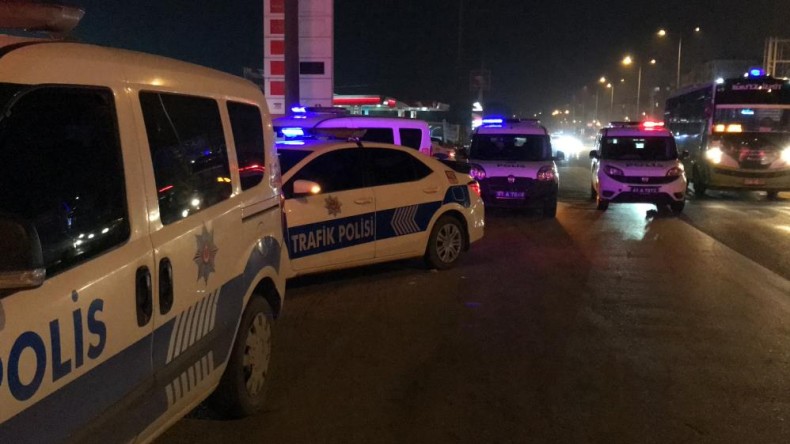 Kaza sonrası ortalık karıştı; Tekme tokat kavga ettiler