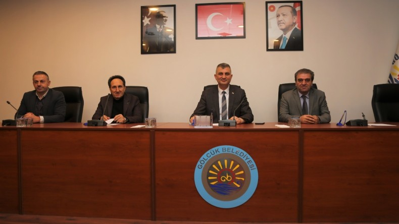 Başkan Sezer muhtarlarla buluştu