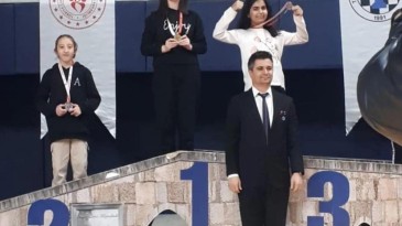 Gebzeli sporcular madalyalara doymuyor