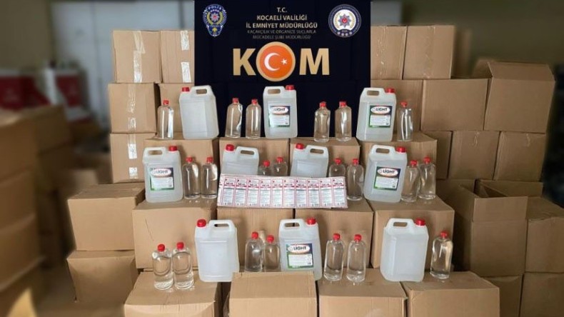 Yılbaşı öncesi “ZİNCİR-2” operasyonunda litrelerce alkol ele geçirildi