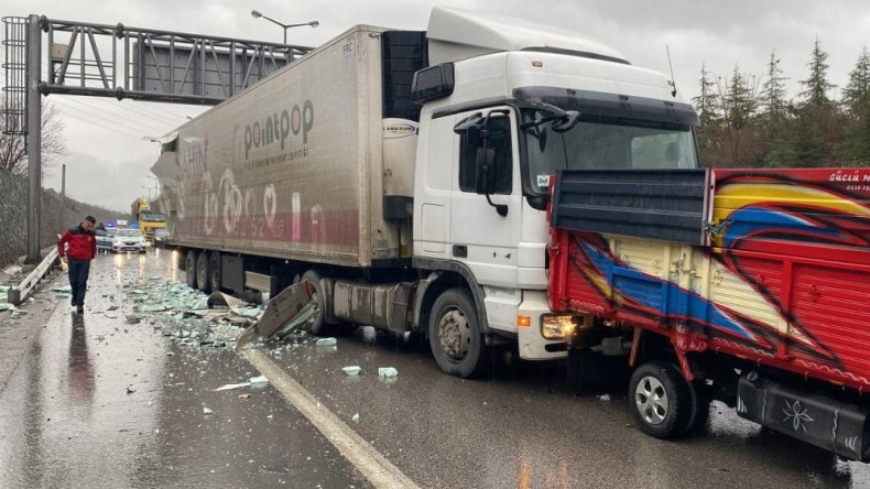 TEM’de zincirleme kaza