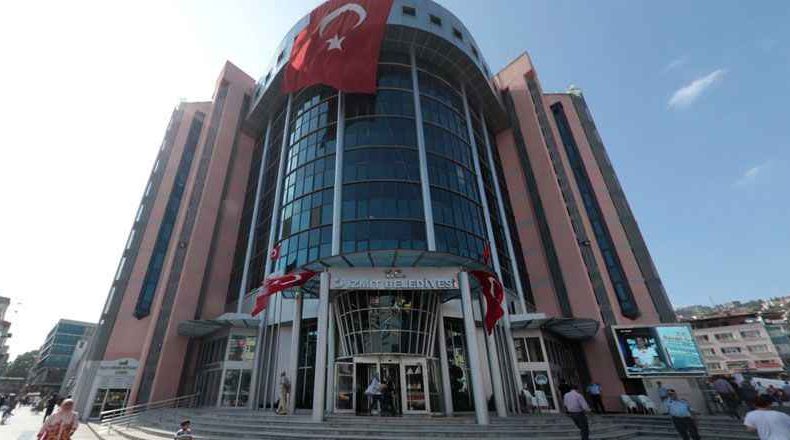 İzmit Belediyesi’nde taciz skandalı! Müdür açığa alındı
