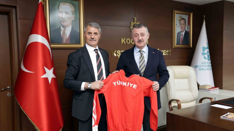 Başkan Büyükakın: Gelecek gençlerindir, Biz de gelecekleri için çalışıyoruz