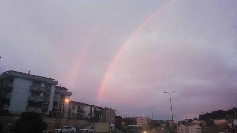 Kocaeli’de çifte gökkuşağı hayran bıraktı