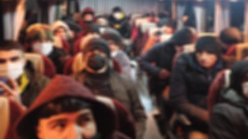 Kocaeli’de 100 düzensiz göçmen sınır dışı edildi