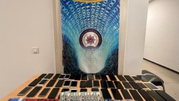 Yasa dışı bahis oynatılan adrese polis baskını; Gözaltılar var