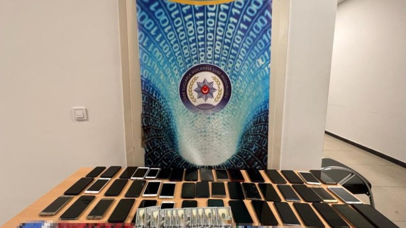 Yasa dışı bahis oynatılan adrese polis baskını; Gözaltılar var