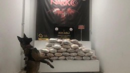 “Dur” ihtarına uymadı tüm planları suya düştü, kilolarca uyuşturucu ele geçirildi