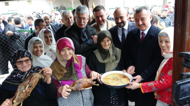 “Kaz Bayramı”nda 200 yıllık gelenek yaşatıldı