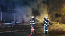 İş yerinde patlama; bir anda alev aldı