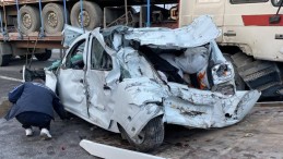 TEM Kocaeli geçişinde korkunç kaza; Ortalık savaş alanına döndü