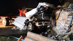 Kamyon kağıt gibi ezildi, acı haber geldi