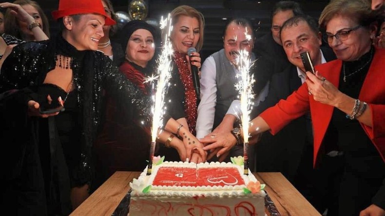 İzmitliler Hürriyet ile gülümsedi; “2023 yılı halkın yılı olsun”