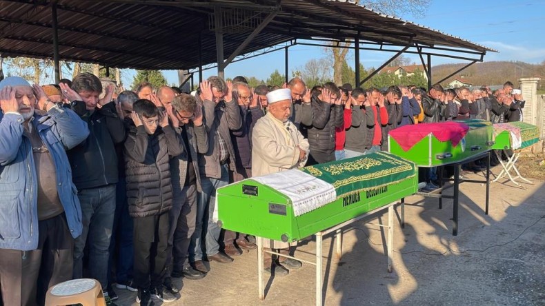 Kombiden sızan gazdan zehirlenen aile toprağa verildi