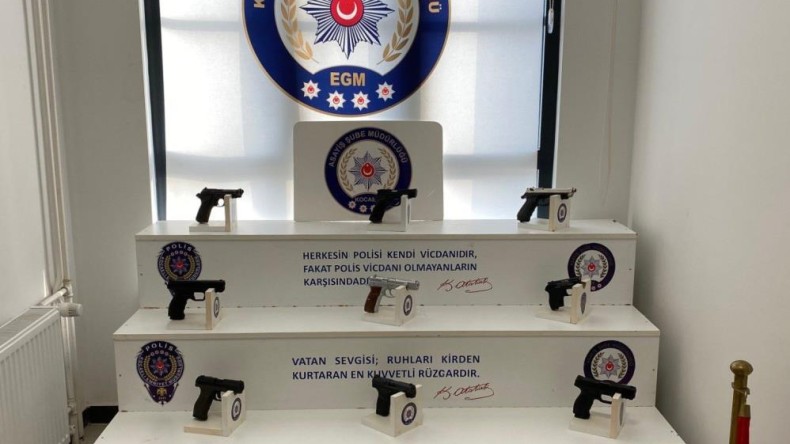 Kocaeli’de 24 silah ele geçirildi