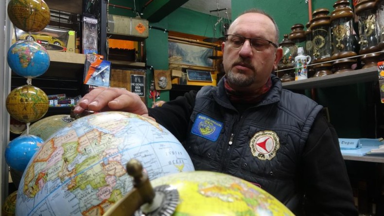 Antika aşkı dükkan açtırdı