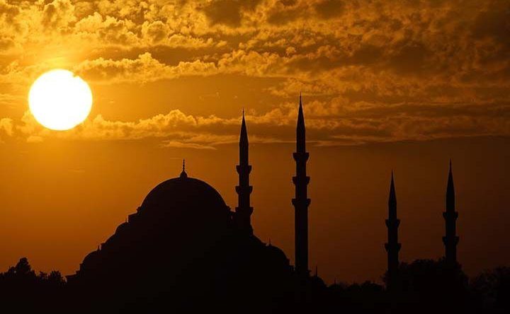 Bu gece Miraç Kandili