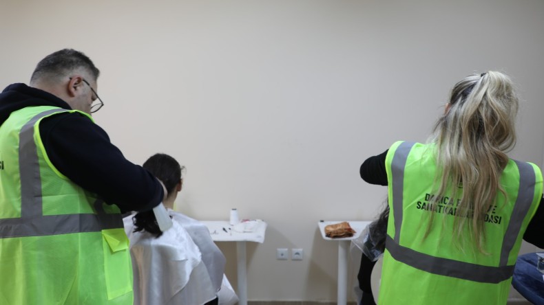 Büyükşehir’in kuaförlük hizmetiyle moral buldular