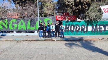 Kocaelispor Sakaryaspor maçı öncesi Hodri Meydan’dan kente çağrı