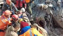 Duygu öğretmen 105’inci saatte kurtarıldı