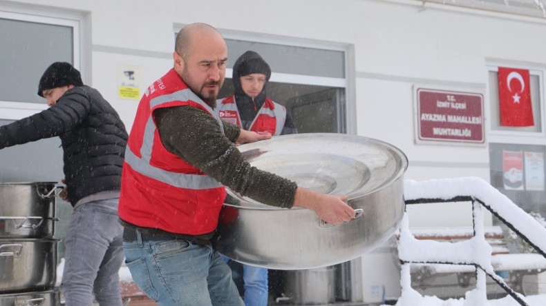 İzmit Belediyesi Aşevi, afet bölgesinde sıcak yemek hizmeti verecek