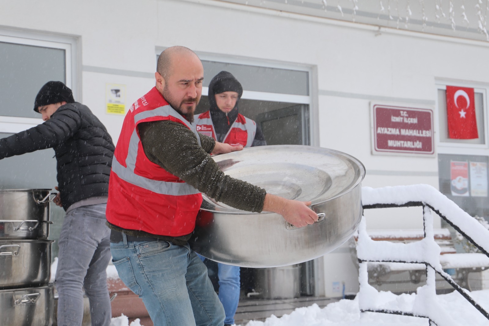 İzmit Belediyesi Aşevi, afet bölgesinde sıcak yemek hizmeti verecek