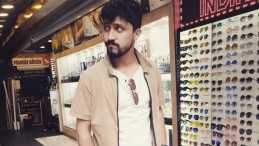 Yakın arkadaşı tarafından bıçaklanarak öldürüldü