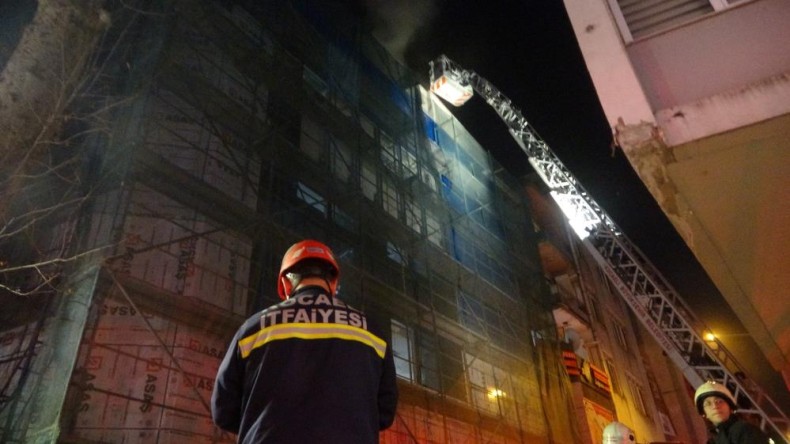 İzmit merkezde korkutan yangın