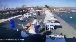 Göl kenarında korku dolu anlar: Rüzgar ortalığı savaş alanına çevirdi