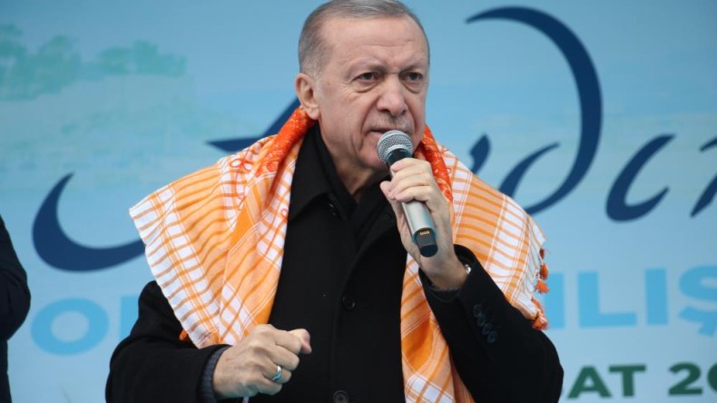 Cumhurbaşkanı Erdoğan meydan okudu; “Türkiye’nin ayağına prangalar vurmayı başaramayacaksınız”