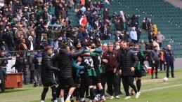 Kocaelispor sahasında karşılaştığı Sarıyer’i 2-1 mağlup etti