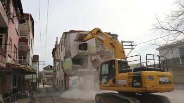 Mehmet Ali Paşa’da 7. binanın yıkımı da tamamlandı