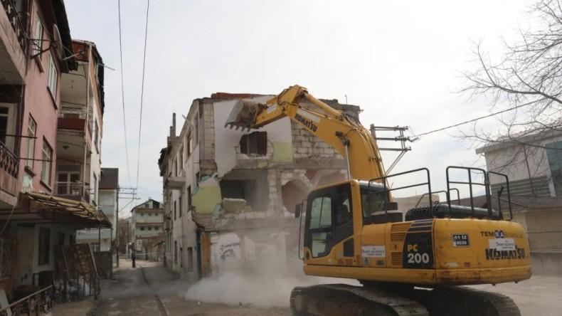 Mehmet Ali Paşa’da 7. binanın yıkımı da tamamlandı