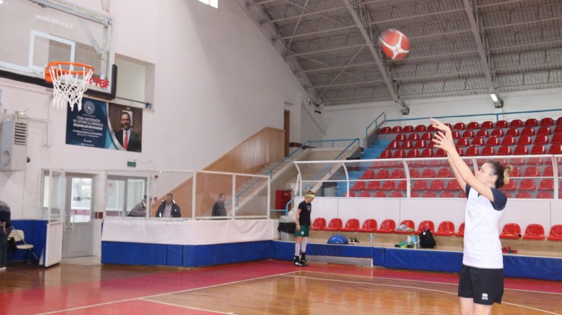 İzmit Belediyespor’a Hatay’dan ikinci transfer