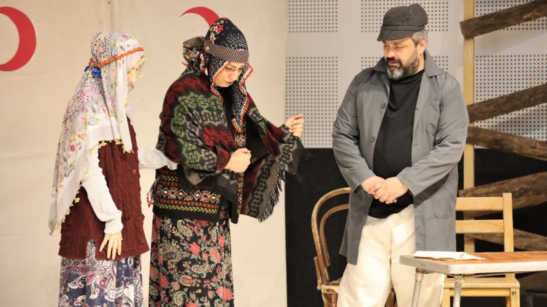 Başiskele’de Çanakkale Zaferi için tiyatro gösterisi düzenlendi