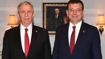 İyi Parti’de hareketli dakikalar