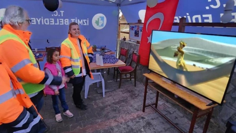 İzmit Belediyesi, Defne’de sosyal alan oluşturdu