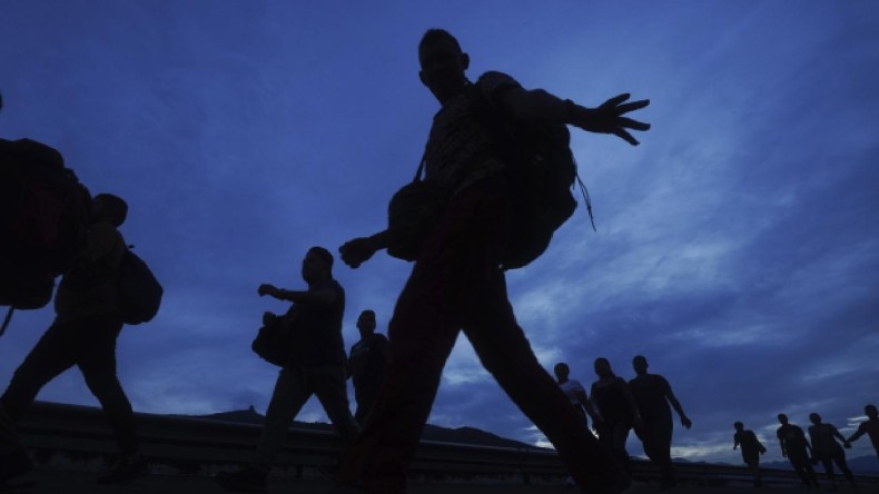 11 düzensiz göçmen sınır dışı edildi