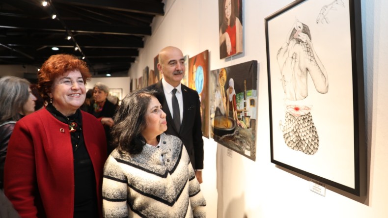 ‘Ve Kadın – Yeni Baştan’ sergisine yoğun ilgi!