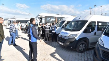 Kartepe’de öğrenci servisleri denetlendi