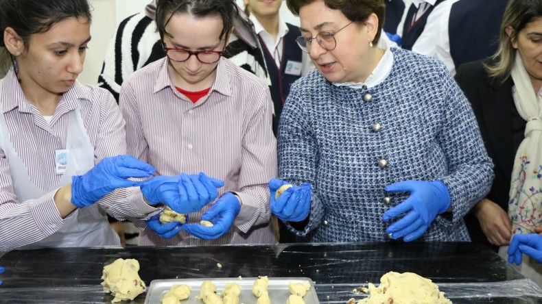 Özel öğrencilerden Anne Kurabiyesi