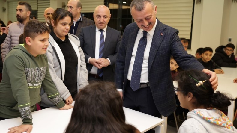 Başkan Büyükakın: Sizler bizim misafirimiz baş tacımızsınız