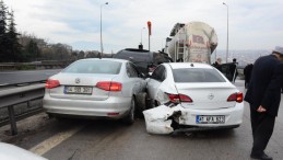 Kocaeli’de peş peşe kazalar; 23 araç kazaya karıştı