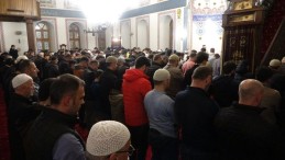 Kocaeli’de vatandaşlar camilere akın etti