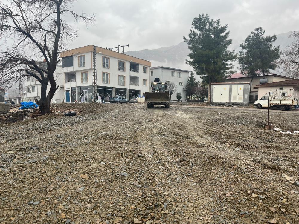 İzmit Belediyesi afet toplanma alanı oluşturuyor