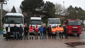 İzmit Belediyesi kendi iş makineleriyle, selden etkilenen Adıyaman için yola çıktı