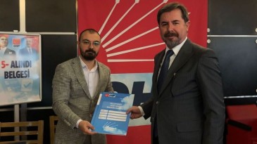 Selman Yıldırım CHP Genel Merkezi’nde başvurusunu yaptı