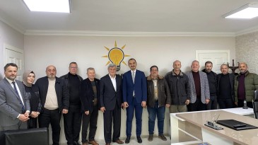 Karaosmanoğlu’ndan Ak Parti İzmit İlçe Başkanlığı’na ziyaret