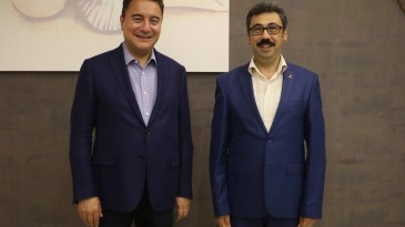 Sürpriz bir istifa daha; Aday Adayı oldu