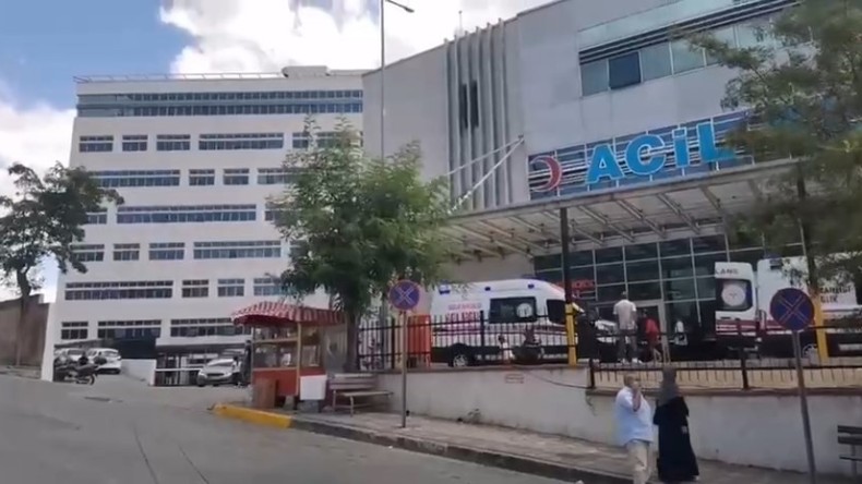 İki Grup arasında bıçaklı kavga; Yaralılar var